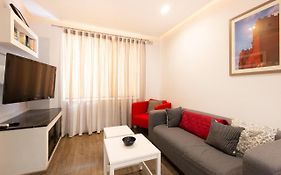 DC36 -Spacious&Stylish 3 bedroom Flat. Prime Zone